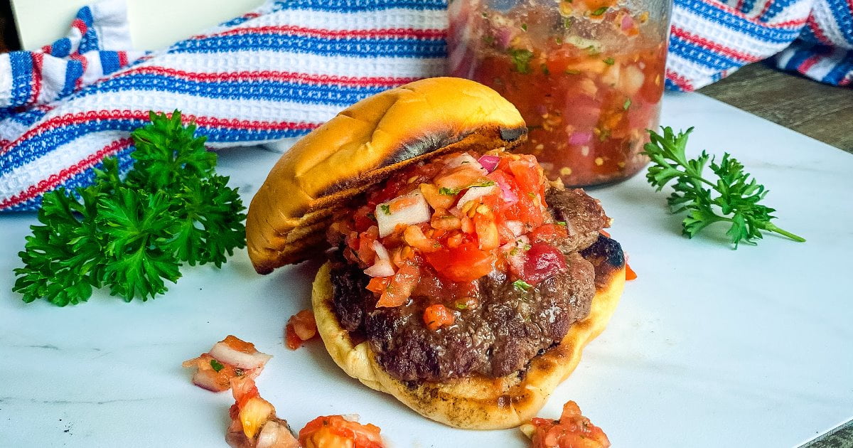 Burgers with Fresh Tomato Relish