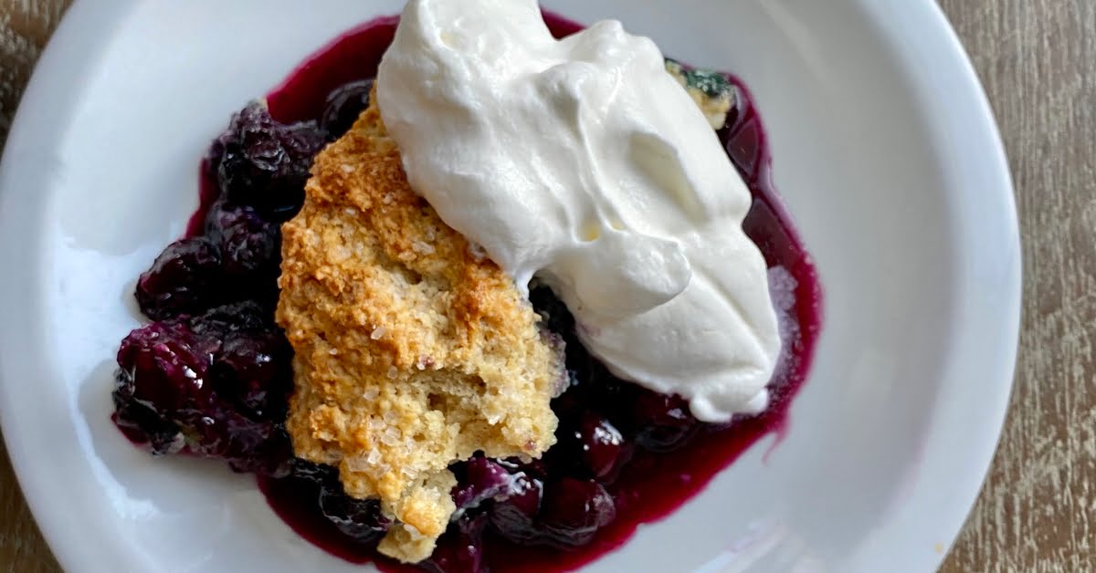 Old-Fashioned Blueberry Cobbler