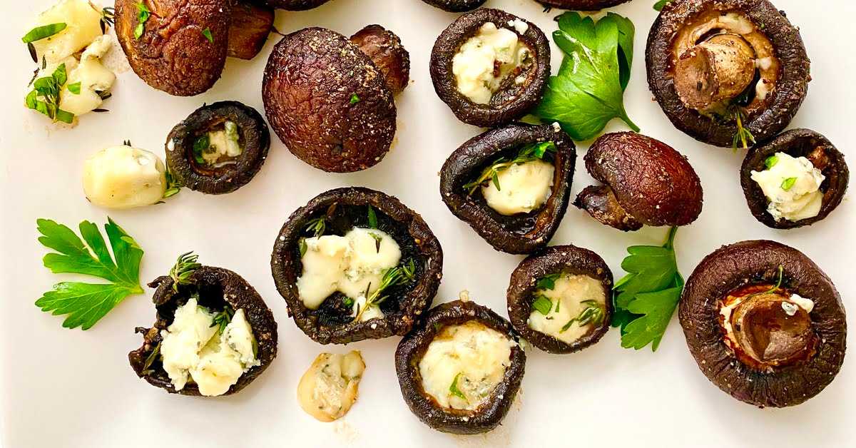 Garlic Butter Mushrooms with Blue Cheese