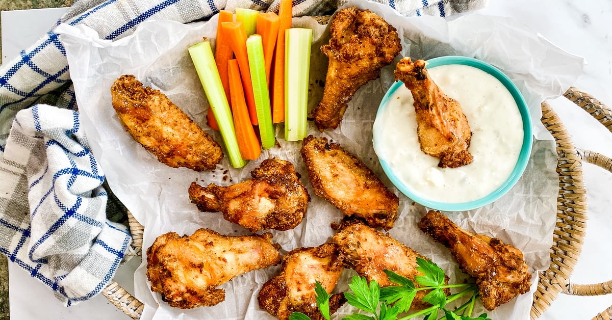 Easy Crispy Baked Chicken Wings (No Frying Required)