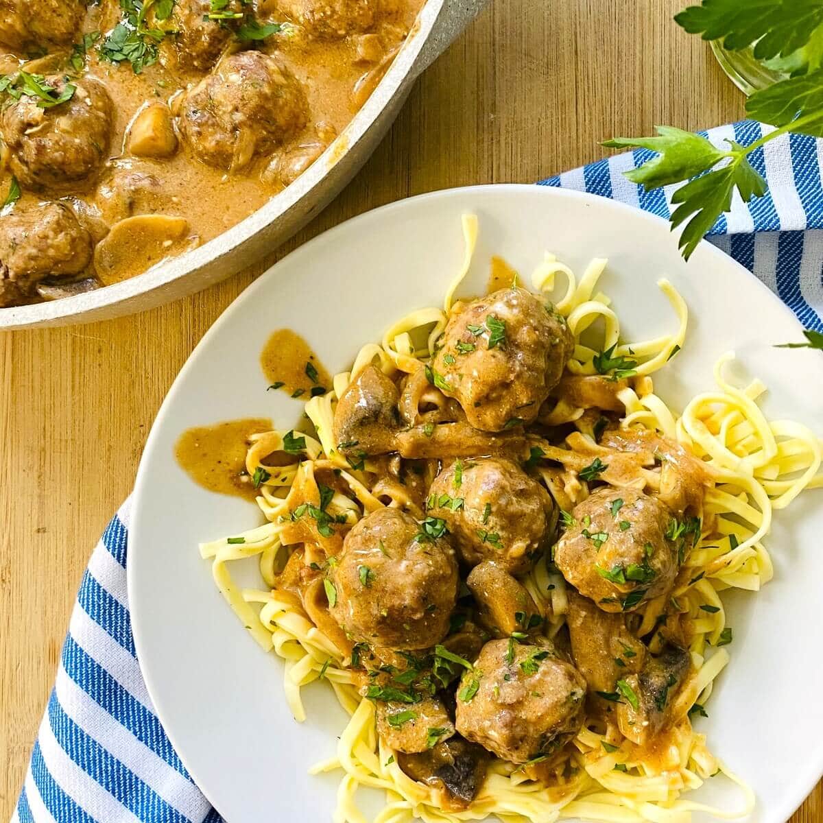 Meatball Stroganoff {Easy Homemade Recipe}