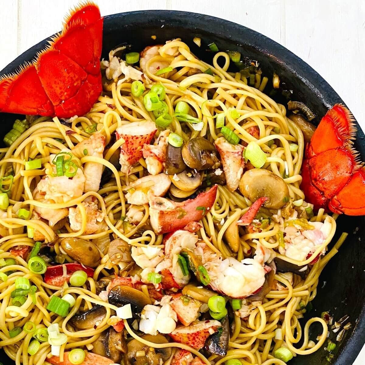 Garlic Lobster Noodles
