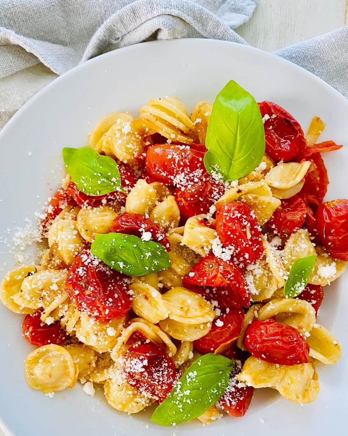 roasted cherry tomato sauce with pasta.