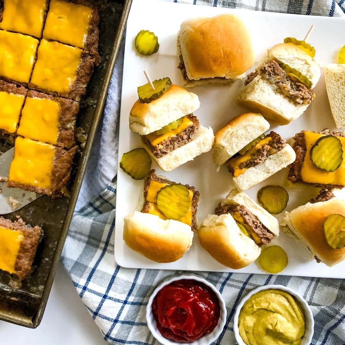 Easy Cheeseburger Sliders for a Crowd