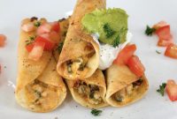 Crispy Chicken Cheese Rolls