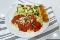 Hearty Slow Cooker Spaghetti Sauce
