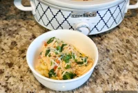 Creamy Slow Cooker Tuscan Chicken Alfredo