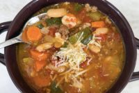 Tuscan Slow Cooker Sausage and Vegetable Soup