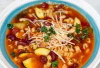 Comforting Slow Cooker Minestrone Soup