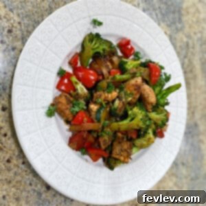 Healthy Seasoned Chicken and Vegetable Skillet