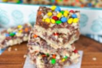 Gooey Fudge Oat Bars