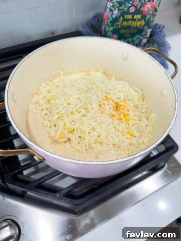 easy baked mac and cheese