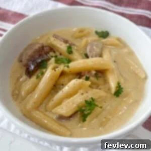 One Pot Cajun Chicken Alfredo, a creamy and spicy pasta dish