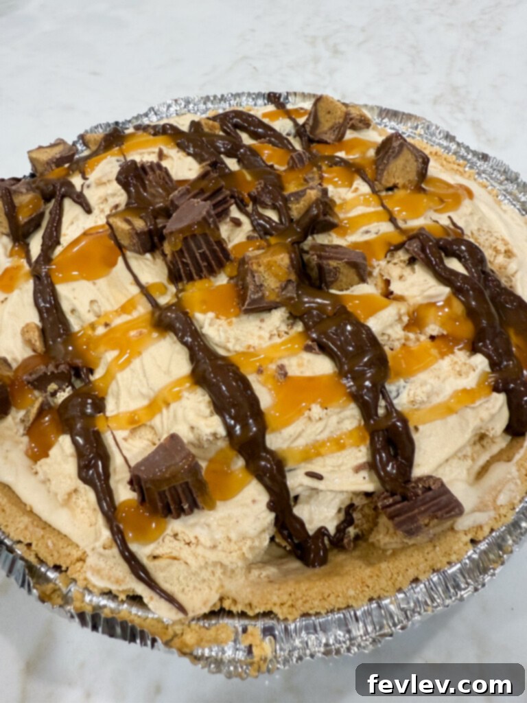 Simple ice cream pie for birthdays and celebrations