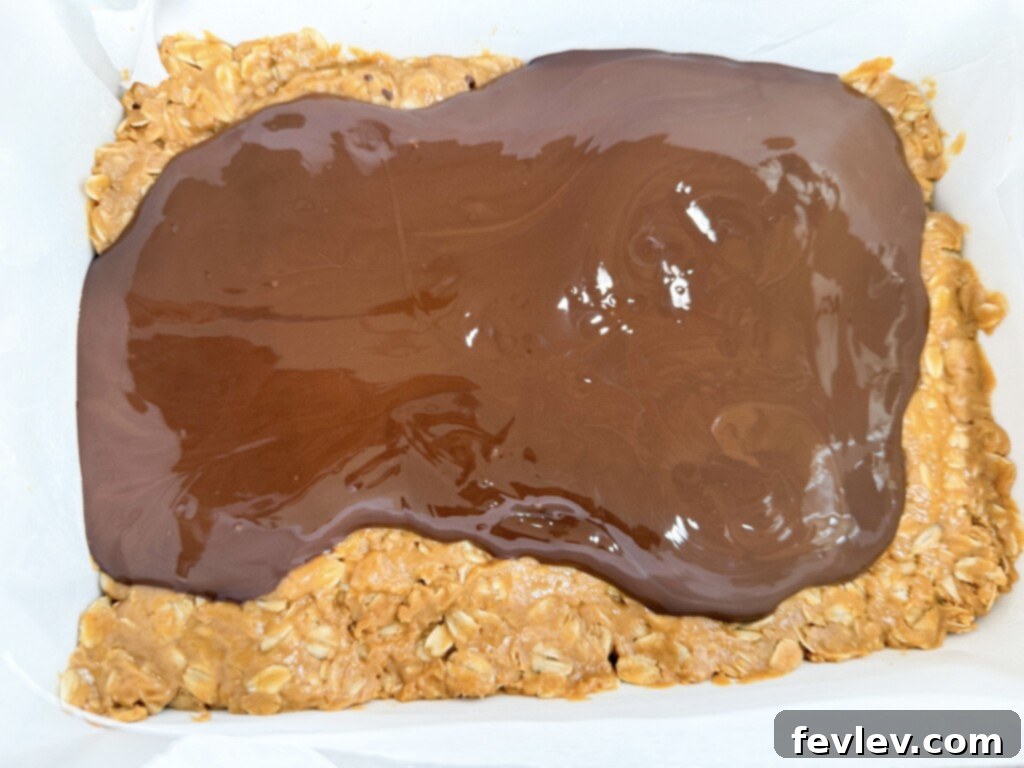 peanut butter oat bars layers