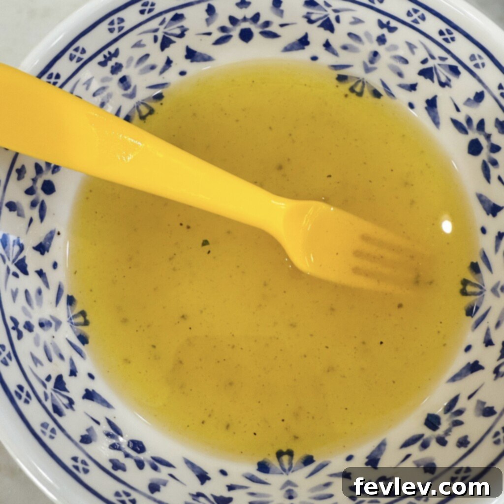 Zesty Ramen Noodle Salad 4 ramen salad dressing