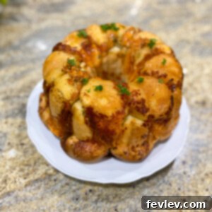 Delicious Garlic Pull Apart Rolls